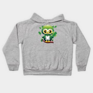 Owl St Patrick's Day Cute Character with Shamrocks Kids Hoodie
